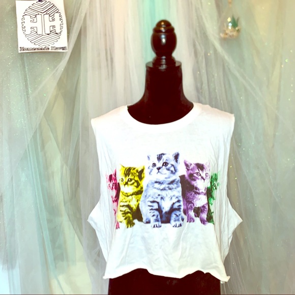 Forever 21 White Cropped Kitten Graphic Top - Picture 1 of 8